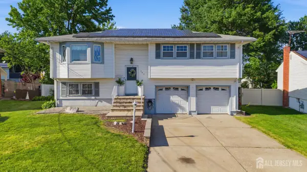 -742 Gornik Drive, Perth Amboy, NJ 08861