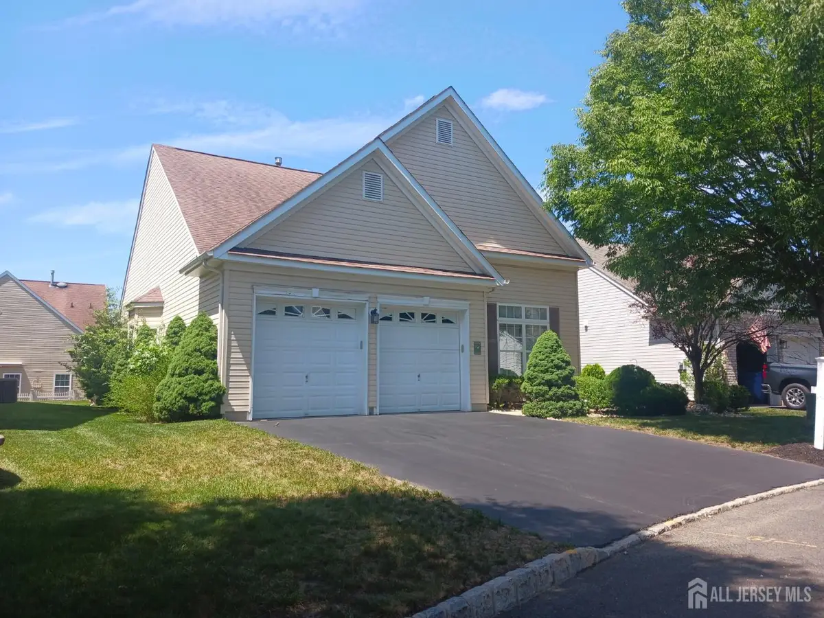 -6 Holly Manor Court, Helmetta, NJ 08828 - #1