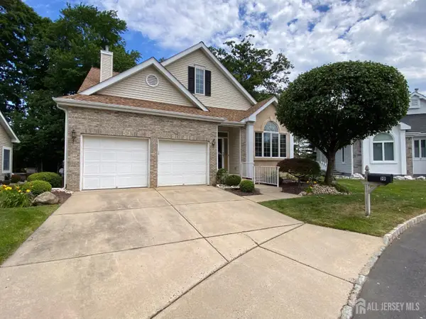 -19 Dawson Lane, Monroe, NJ 08831