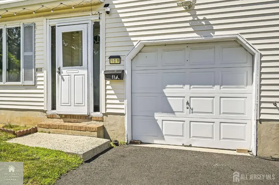 -109 Walton Street, Edison, NJ 08817 - #2