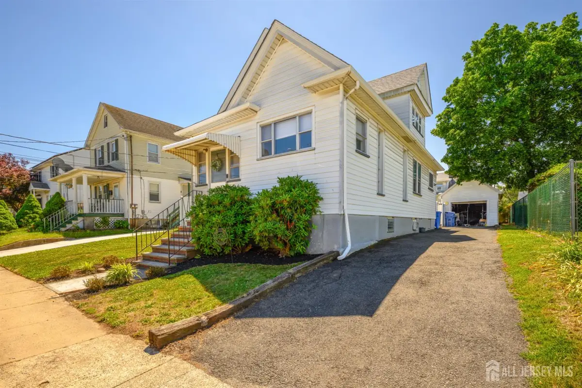 -10 Beechwood Place, North Brunswick, NJ 08902 - #1