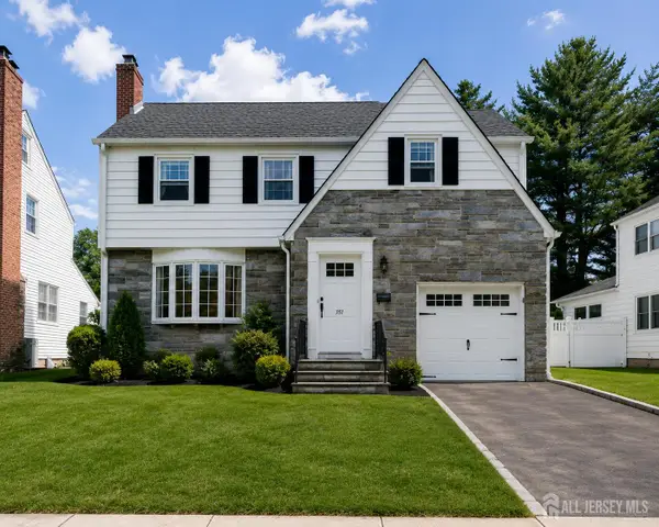 -351 Cambridge Drive, Union Twp, NJ 07083