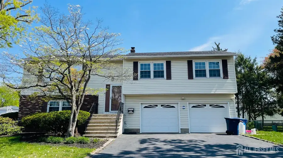 -950 Newton Street, North Brunswick, NJ 08902 - #2