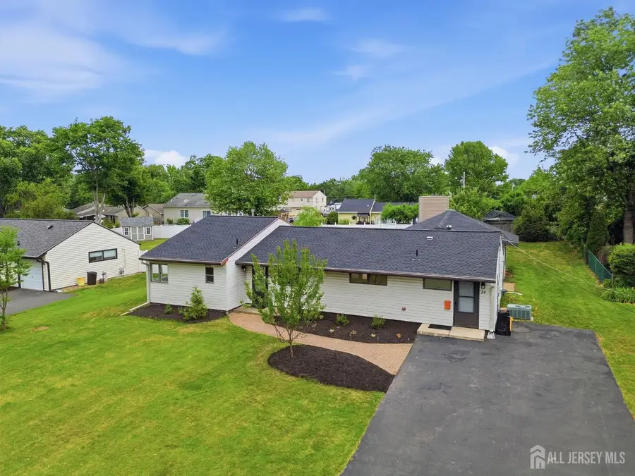 -24 Cambridge Road, Kendall Park, NJ 08824 - #2