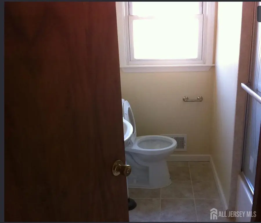 -10 Travers Avenue, Edison, NJ 08817 - #3