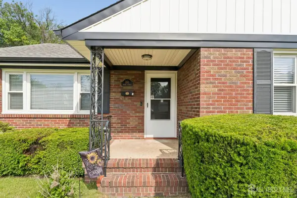 -151 Minna Avenue, Avenel, NJ 07001