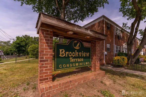 -289 Main Street #14M, Spotswood, NJ 08884