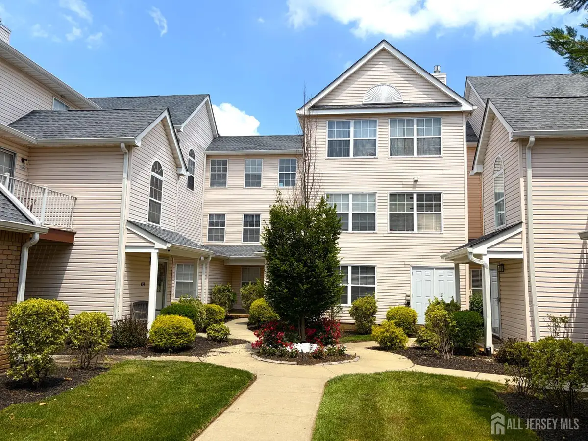 -118 Copeley Way, North Brunswick, NJ 08902 - #1