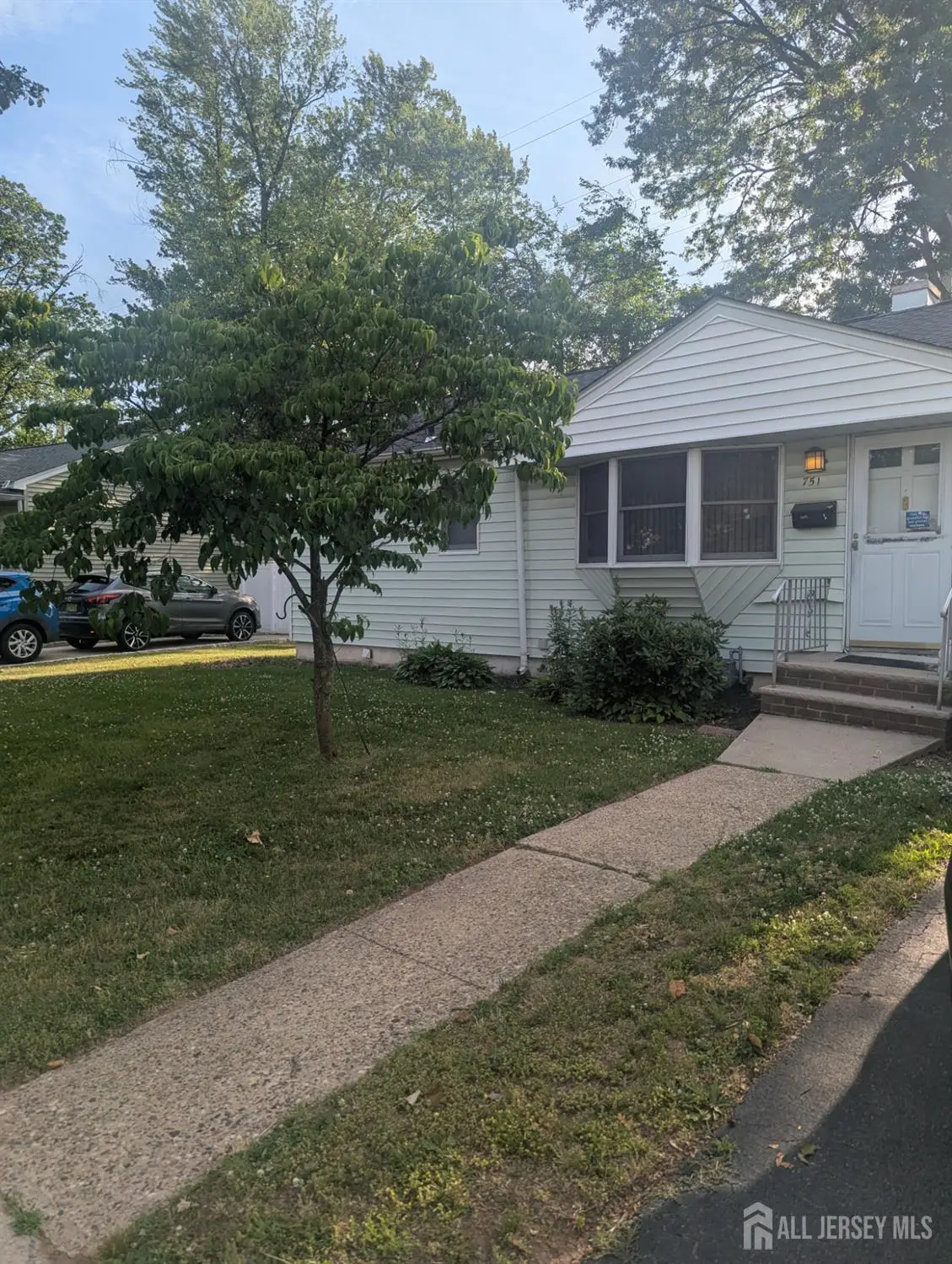 -751 Rutherford Avenue, Woodbridge, NJ 07095 - #1