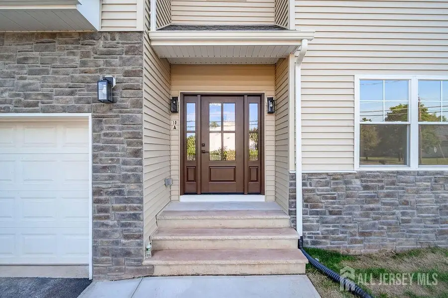 -10-B Delar Parkway, Franklin Park, NJ 08823 - #2