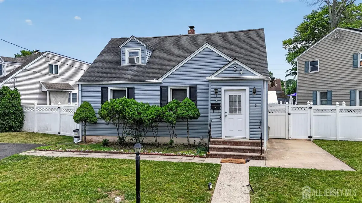 -6 Hayes Court, North Brunswick, NJ 08902 - #1
