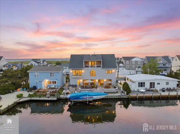 -402 Daytona Drive, Lavallette, NJ 08735