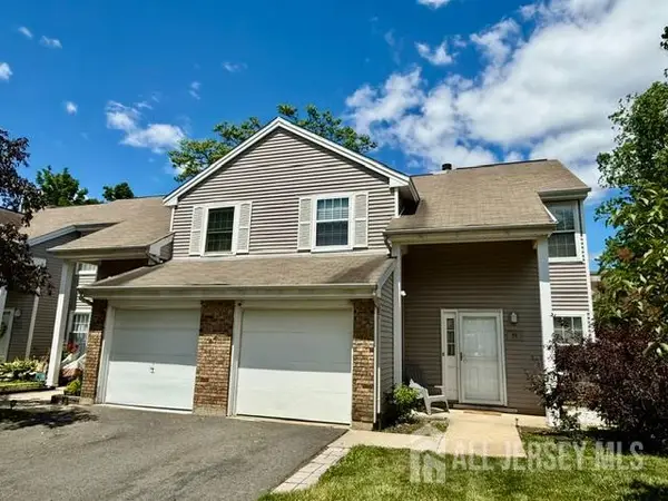 -55 Renaissance Lane, New Brunswick, NJ 08901