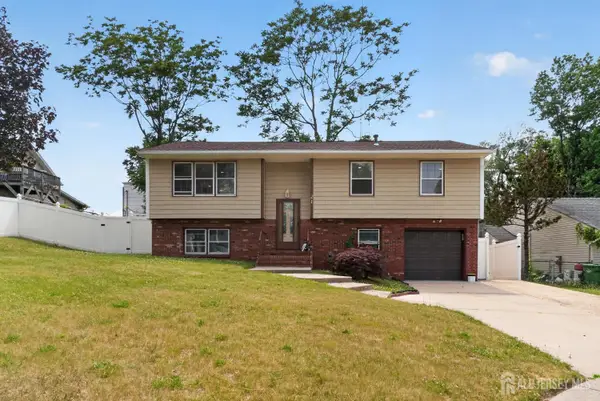 -21 Ash Road, Middlesex, NJ 08817