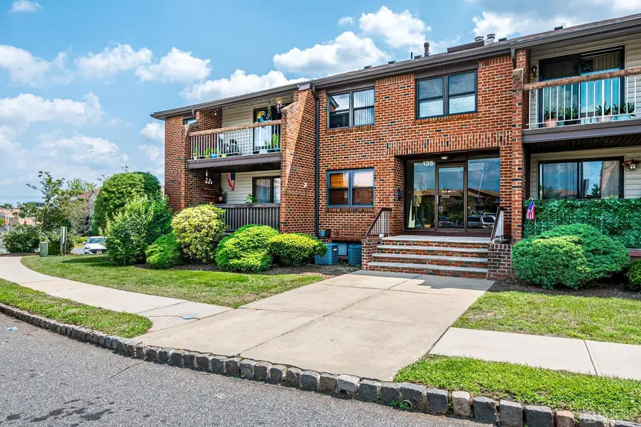 -135-C Beverly Hill Terrace, Woodbridge, NJ 07095 - #2