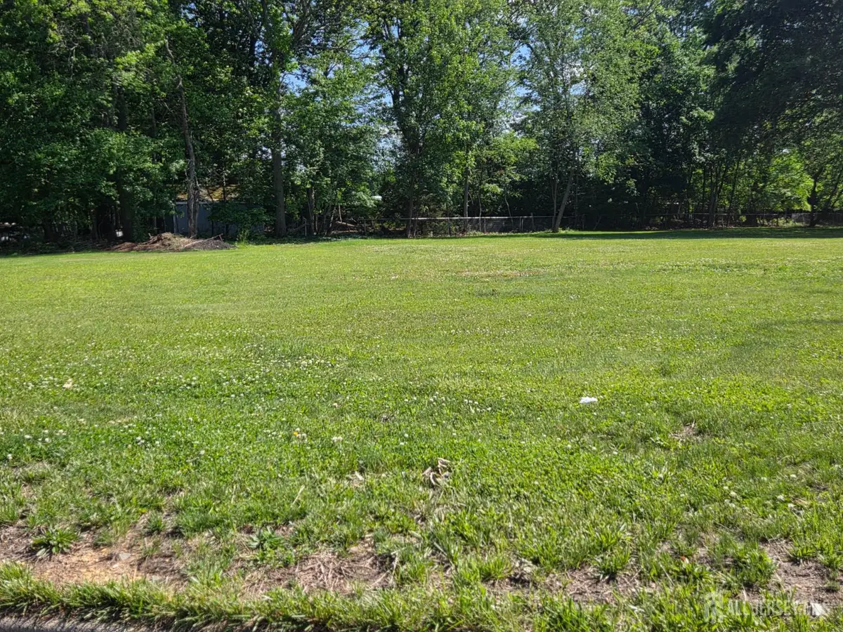 -129 Kendall Road, Kendall Park, NJ 08824 - #1