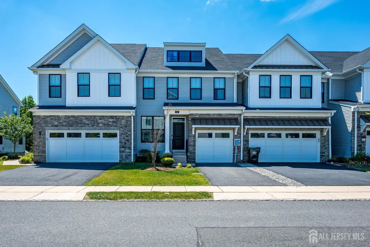 -14 Hyacinth Lane, Monroe, NJ 08831 - #1