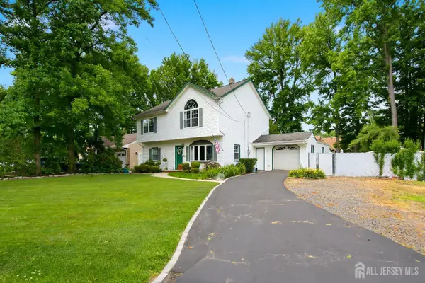 -350 Fairview Avenue, Colonia, NJ 07067