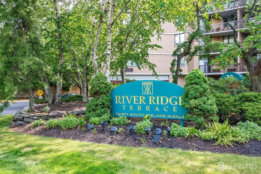 -30 S Adelaide Avenue #2M, Highland Park, NJ 08904 - #3