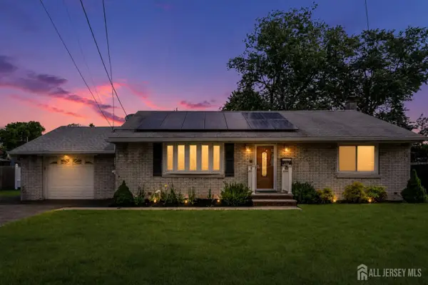 -421 Rock Avenue, Piscataway, NJ 08854