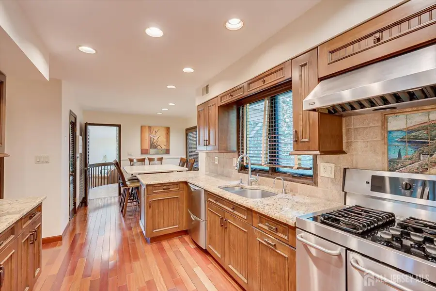 -8 Parkside Drive, North Brunswick, NJ 08902 - #2