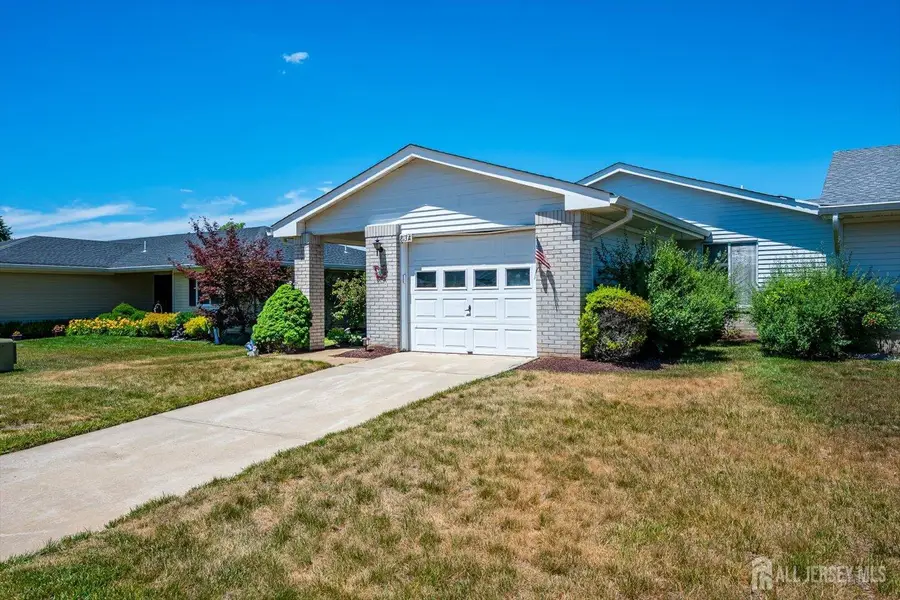 -813-A Deal Road, Monroe, NJ 08831 - #2