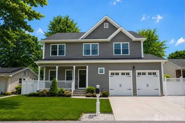 -741 Beach Avenue, Beachwood, NJ 08722