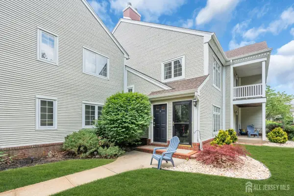 -90 Winthrop Road #G, Monroe, NJ 08831