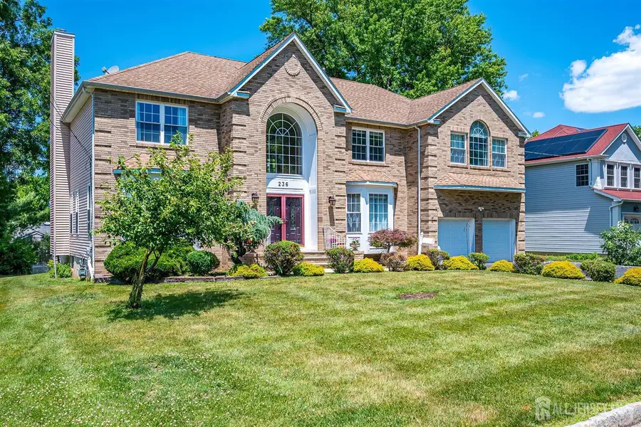 -236 W Shirley Avenue W, Edison, NJ 08820 - #2