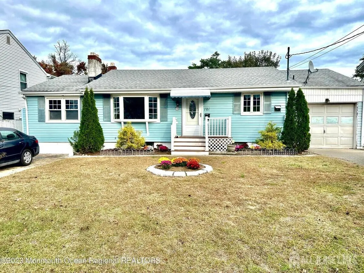 -101 Perry St Street, Keyport, NJ 07735 - #1