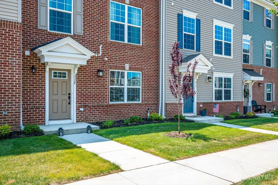 -220 Anchor Way, Aberdeen, NJ 07721 - #3