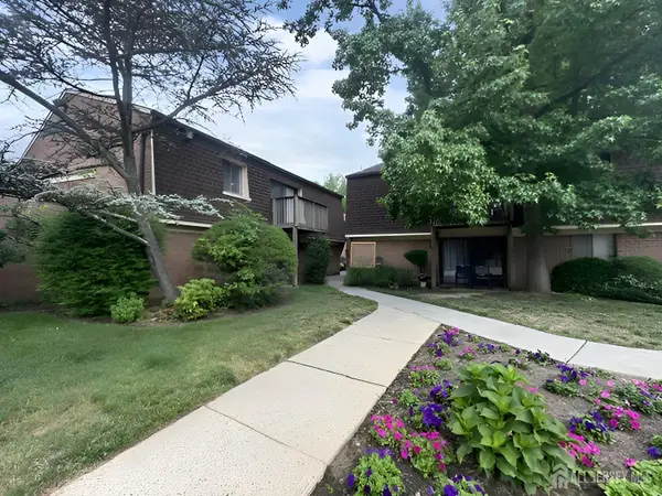 -316 Meadow Woods Lane, Lawrence, NJ 08648