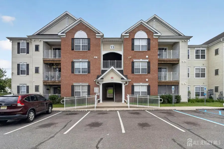 -1313 Fernwood Court, New Brunswick, NJ 08901 - #2