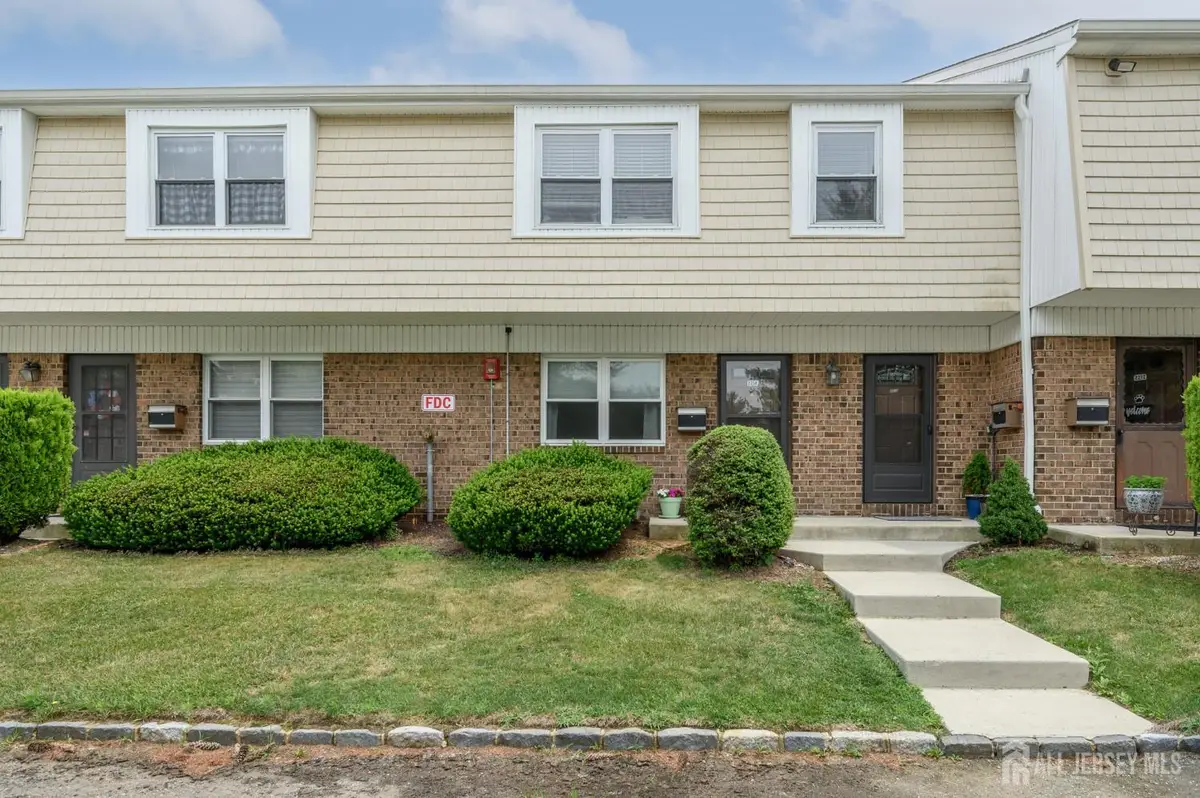 -2214 Silver Court, Hamilton, NJ 08690 - #1