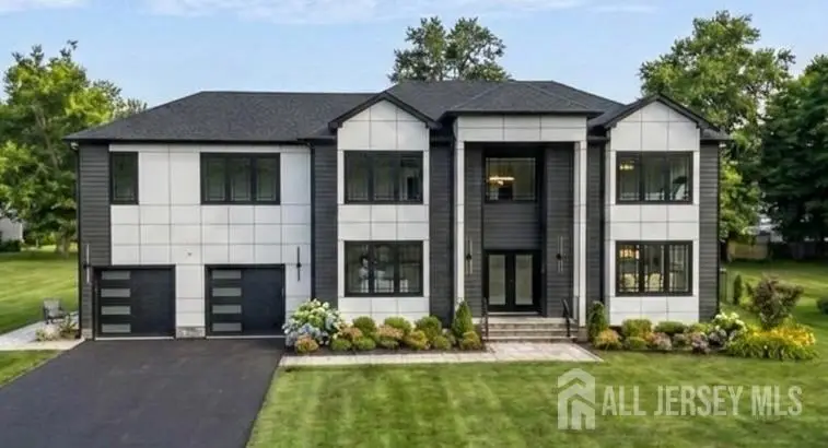 -11 Williams Road, Kendall Park, NJ 08824 - #1