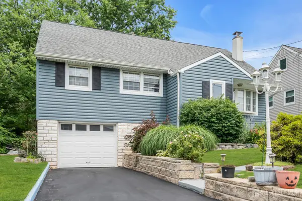 -21 Mcguire Street, Metuchen, NJ 08840