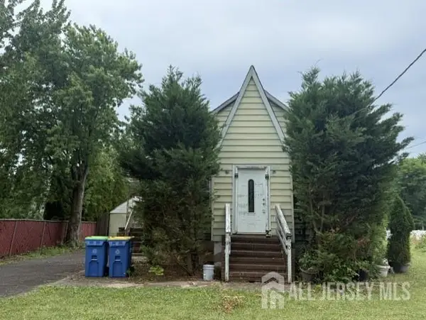 -970 Hamilton Street, Franklin, NJ 08873