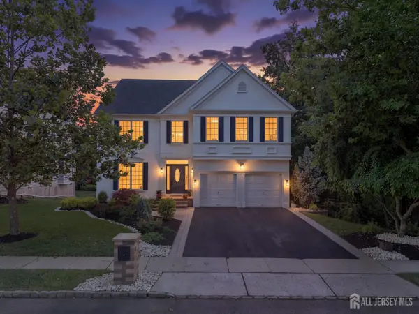 -15 Mcginnis Street, East Brunswick, NJ 08816