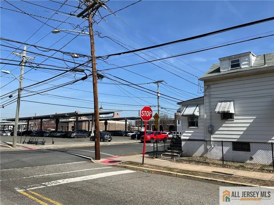 -34 Bartlett Street, New Brunswick, NJ 08901 - Image #2