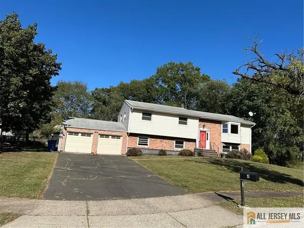 -4 Dewey Court, Piscataway, NJ 08854