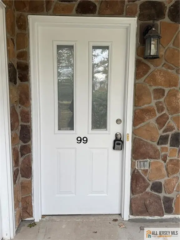 -99 Chariot Court, Piscataway, NJ 08854 - Image #2