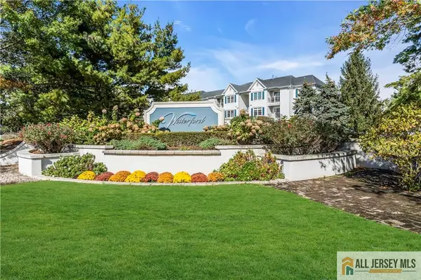 -1237 Waterford Drive, Edison, NJ 08817