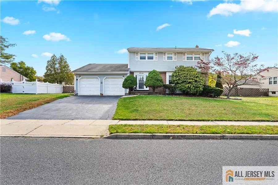 -70 Creamer Drive, Sayreville, NJ 08872 - Image #2