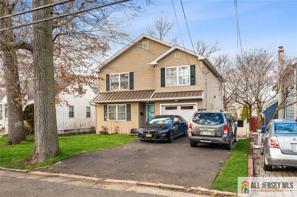 -643 Drake Avenue, Middlesex, NJ 08846