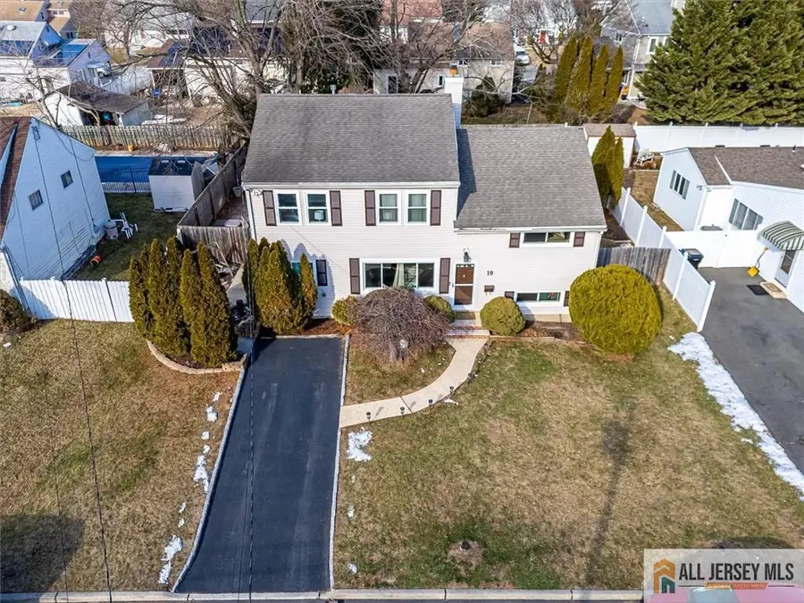 -19 Oxford Road, East Brunswick, NJ 08816 - Image #3