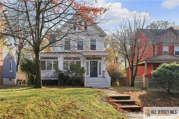 -100 Lawrence Avenue, Highland Park, NJ 08904