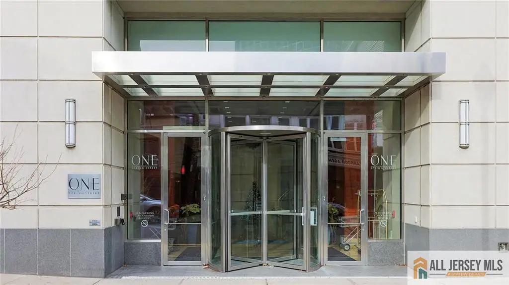 -1 Spring Street #1102, New Brunswick, NJ 08901 - Image #1