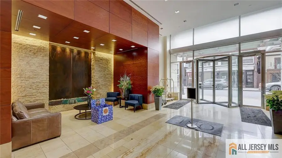 -1 Spring Street #1102, New Brunswick, NJ 08901 - Image #2