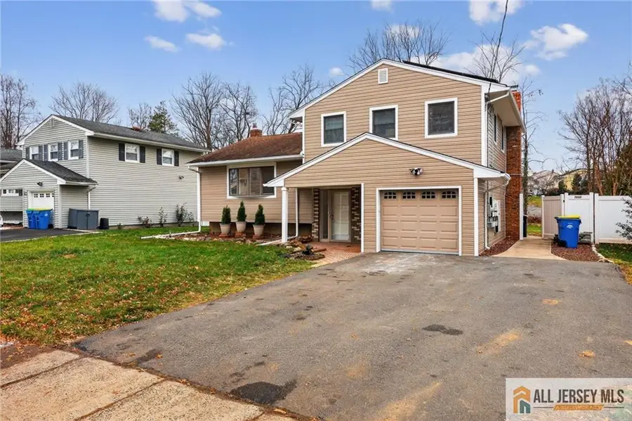 -707 Warfield Road, North Plainfield, NJ 07063 - Image #3