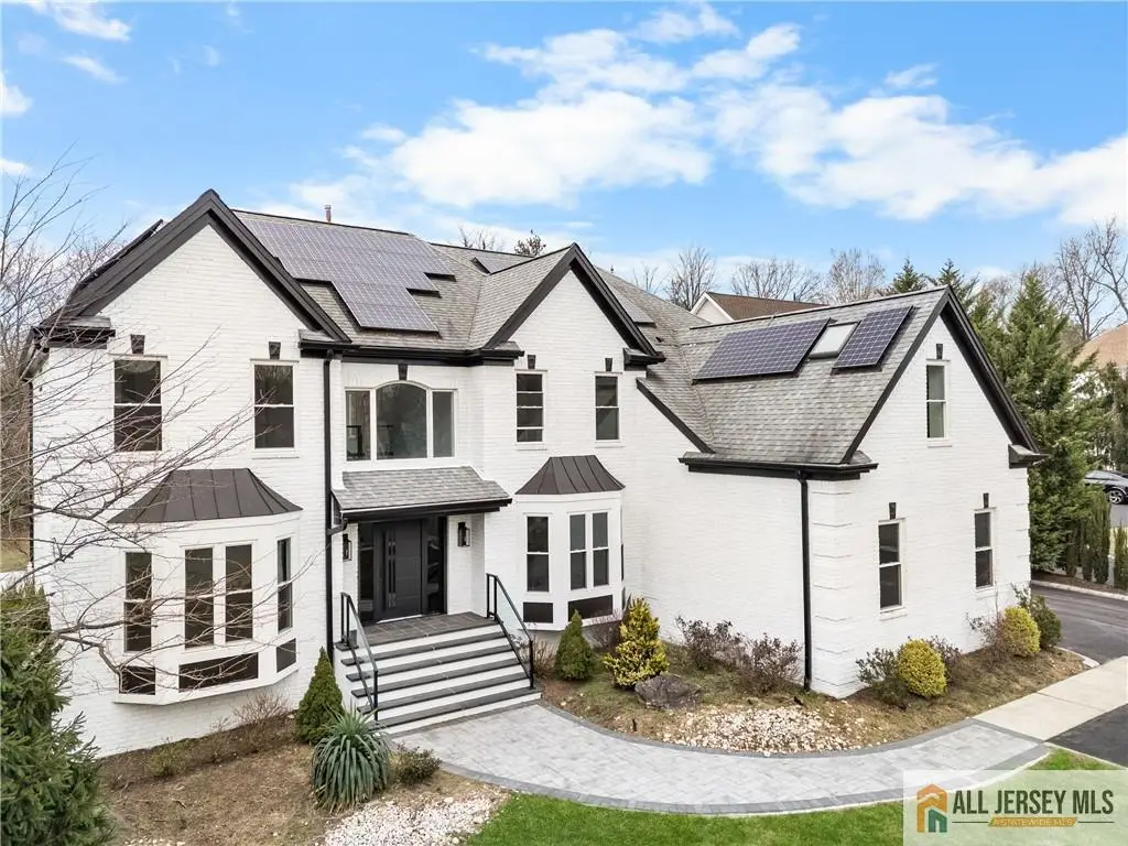 -5 Hackett Drive, Edison, NJ 08820 - Image #1